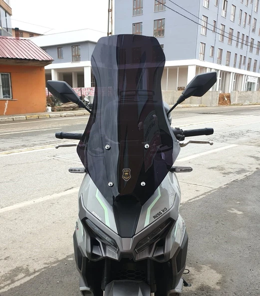 MOTOCAM Mondial Ressivo 250 Ön Cam 2023-2026 Model 68cm Siyah Renkli 4mm ürün görseli 1