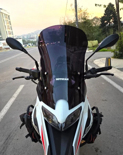MOTOCAM Benelli TRK 251 Ön Cam 2019-2023 Model 56cm Siyah Renkli 4mm ürün görseli 1