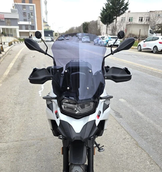 MOTOCAM Bmw F 800 GS Ön Cam 2024-2026 Model 44cm Füme Renkli 4mm ürün görseli 1