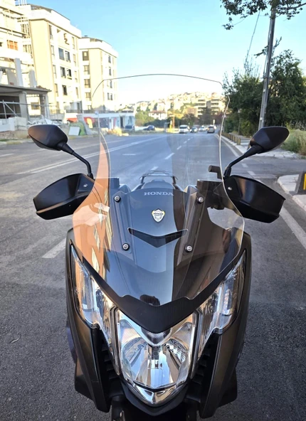 MOTOCAM Honda NC 750 D İntegra Ön Cam 2014-2020 Model 68cm Şeffaf Renkli 4mm ürün görseli 1