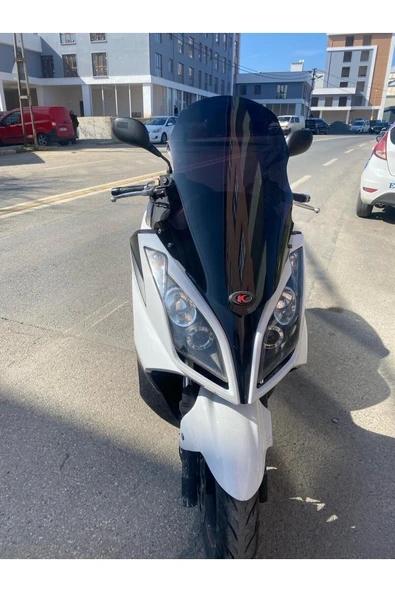 MOTOCAM Kymco Downtown 300i Ön Cam 2009-2017 Model 78cm Siyah Renkli 4mm UZUN ürün görseli 1