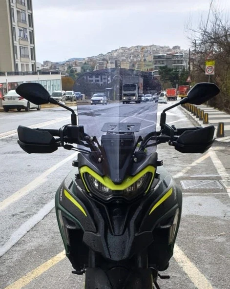 MOTOCAM Benelli TRK 702 X Ön Cam 2024-2026 Model 51cm Füme Renkli 4mm ürün görseli 1