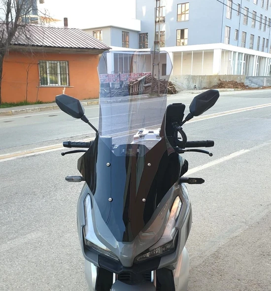 MOTOCAM Kral Arneb 150 Ön Cam 2023-2026 Model 78cm Füme Renkli 4mm UZUN ürün görseli 1