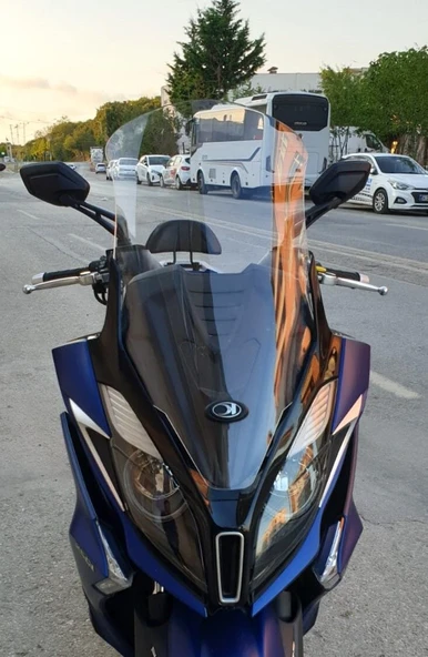 MOTOCAM Kymco Downtown 250i Ön Cam 2016-2026-2026 Model 78cm Şeffaf Renkli 4mm UZUN ürün görseli 1