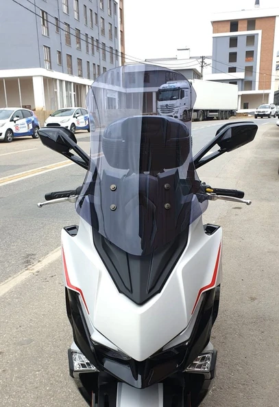 MOTOCAM Kymco Xciting VS 400 Ön Cam 2023-2026 Model 66cm Füme Renkli 4mm ürün görseli 1