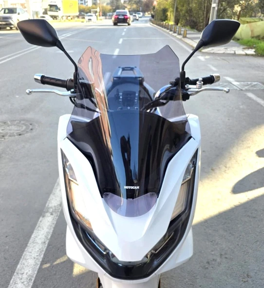 MOTOCAM Honda PCX Ön Cam 2021-2024 Model 47cm Füme Renkli 4mm SPORTİF ürün görseli 1