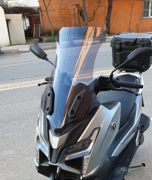 MOTOCAM Voge SR1 Ön Cam 2023-2026 Model 72cm Füme Renkli 4mm UZUN ürün görseli 1