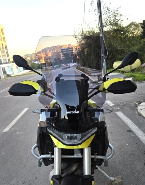 MOTOCAM Aprilia Tuareg 660 Ön Cam 2022-2026 Model 58cm Füme Renkli 4mm ürün görseli 1
