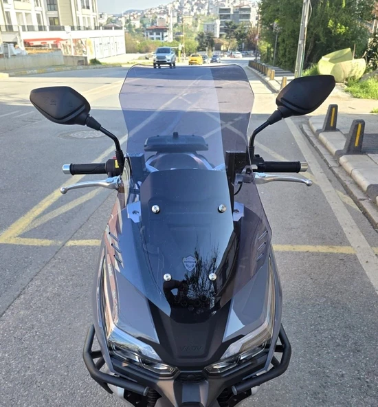 MOTOCAM RKS Freccia Ön Cam 2022-2026 Model 55cm Füme Renkli 4mm KISA ürün görseli 1