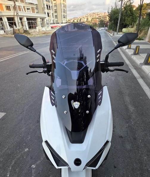 MOTOCAM RKS Vieste 249 Ön Cam 2022-2026 Model 55cm Siyah Renkli 4mm KISA ürün görseli 1
