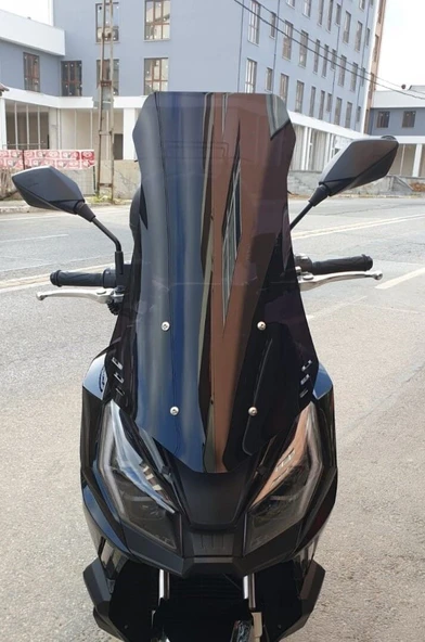 MOTOCAM Kanuni Seha 125 Ön Cam 2022-2026 Model 65cm Siyah Renkli 4mm ORTA BOYLU ürün görseli 1
