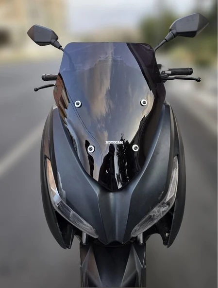 MOTOCAM Arora Max PRO 125 Ön Cam 2023-2026 Model 43cm Siyah Renkli 4mm SPORTİF ürün görseli 1