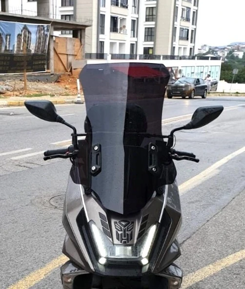 MOTOCAM kymco Skytown 125 Ön Cam 2023-2026 Model 72cm Siyah Renkli 4mm UZUN ürün görseli 1