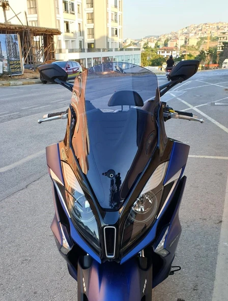 MOTOCAM Kymco Downtown 250i Ön Cam 2016-2026-2026 Model 61cm Füme Renkli 4mm ORİJİNAL BOYLU ürün görseli 1