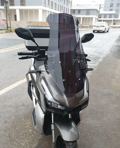 MOTOCAM Küba Rubano 150 Ön Cam 2023-2026 Model 75cm Siyah Renkli 4mm UZUN ürün görseli 1