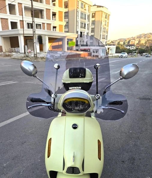MOTOCAM RKS LTR 125 Ön Cam 2023-2026 Model 51cm Füme Renkli 4mm Elcikli APARATSIZ ürün görseli 1