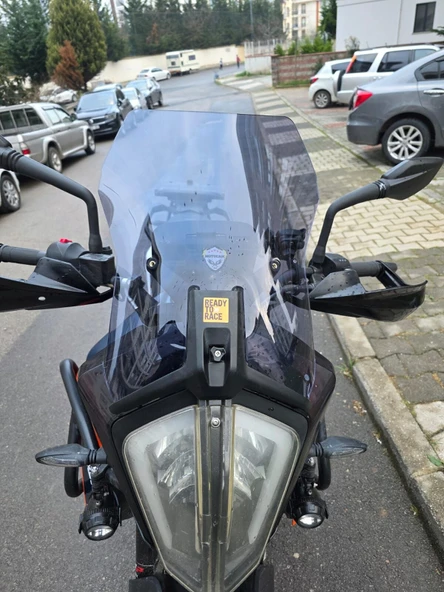 MOTOCAM KTM 250 Adv Ön Cam 2020-2024 Model 44cm Füme Renkli 3mm APARATSIZDIR ürün görseli 1