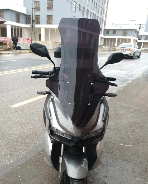 MOTOCAM Küba Rubano 150 Ön Cam 2023-2026 Model 78cm Siyah Renkli 4mm ürün görseli 1