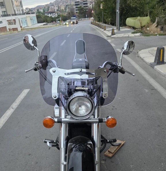 MOTOCAM Honda Shadow 750 Ön Cam 1999-2010 Model 45cm Füme Renkli 4mm APARATSIZ ürün görseli 1