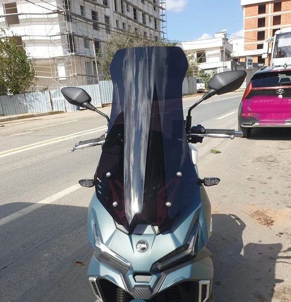 MOTOCAM SYM Adx 125 Ön Cam 2023-2026 Model 62cm Siyah Renkli 4mm UZUN ürün görseli 1