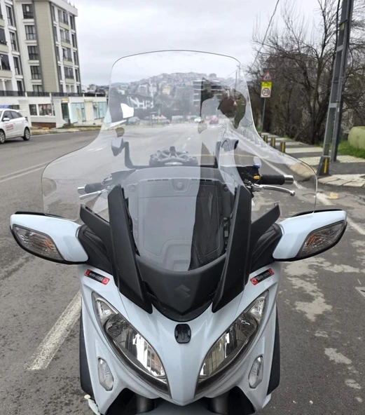 MOTOCAM Suzuki Burgman 650 Ön Cam 2013-2018 Model 76cm Şeffaf Renkli 4mm ürün görseli 1