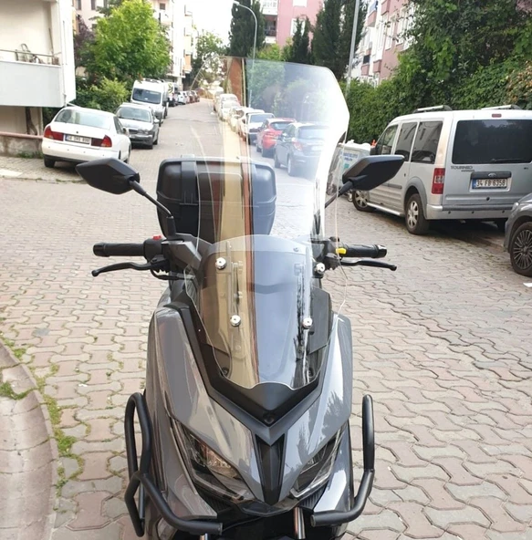 MOTOCAM Küba Novax 200 Ön Cam 2023-2026 Model 57cm Şeffaf Renkli 4mm ürün görseli 1