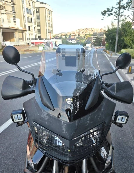 MOTOCAM Honda Varadero XL 1000 Ön Cam 2004-2011 Model 48cm Şeffaf Renkli 4mm ürün görseli 1