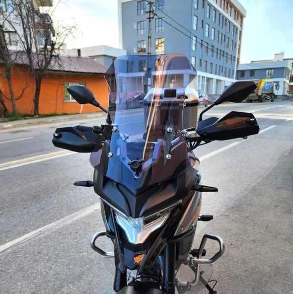 MOTOCAM Voge DS 500 Ön Cam 2021-2026 Model 55cm Füme Renkli 4mm ürün görseli 1