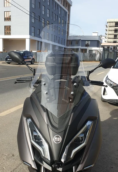 MOTOCAM Yuki Explorer 250 Ön Cam 2021-2026 Model 72cm Şeffaf Renkli 4mm UZUN ürün görseli 1