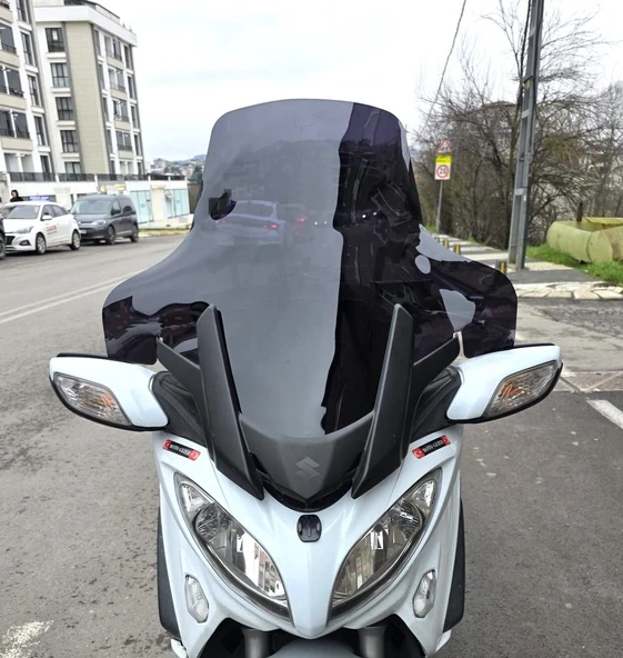 MOTOCAM Suzuki Burgman 650 Ön Cam 2013-2018 Model 76cm Siyah Renkli 4mm İADE YOKTUR ürün görseli 1