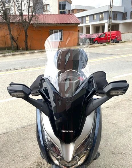 MOTOCAM Honda Forza 250 Ön Cam 2018-2020 Model 58cm Şeffaf Renkli 4mm ürün görseli 1