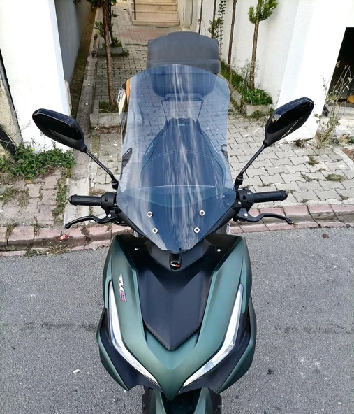 MOTOCAM Küba Arome 125 Ön Cam 2023-2026 Model 54cm Füme Renkli ürün görseli 1