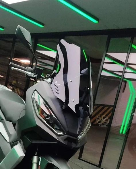 MOTOCAM Kanuni Seha 125 Ön Cam 2022-2026 Model 55cm Siyah Renkli 4mm KISA ürün görseli 1