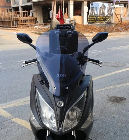 MOTOCAM SYM Joymax 250 İ Ön Cam 2013-2016 Model 54cm Füme Renkli 4mm SPORTİF ürün görseli 1
