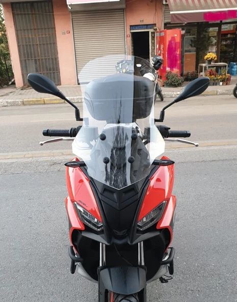 MOTOCAM Aprilia SR GT 200 Ön Cam 2021-2026 Model 58cm Şeffaf Renkli 4mm ürün görseli 1