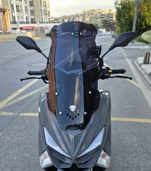MOTOCAM Volta Revolt RSX4 Ön Cam 2022-2026 Model 65cm Siyah Renkli 4mm ORTA BOYLU ürün görseli 1