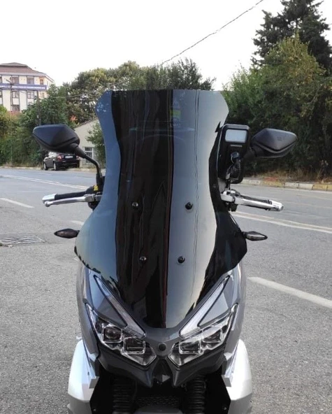 MOTOCAM RKS Blade 250 Ön Cam 2023-2026 Model 65cm Siyah Renkli 4mm ORTA BOYLU ürün görseli 1