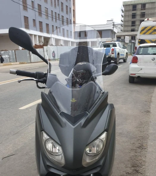 MOTOCAM Yamaha Xmax Ön Cam 2011-2013 Model 55cm Şeffaf Renkli 4mm ürün görseli 1