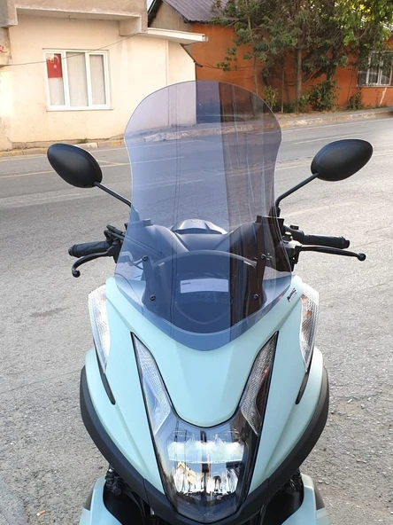 MOTOCAM Yamaha Tricity 155 Ön Cam 2014-2026 Model 60cm Füme Renkli 4mm ürün görseli 1