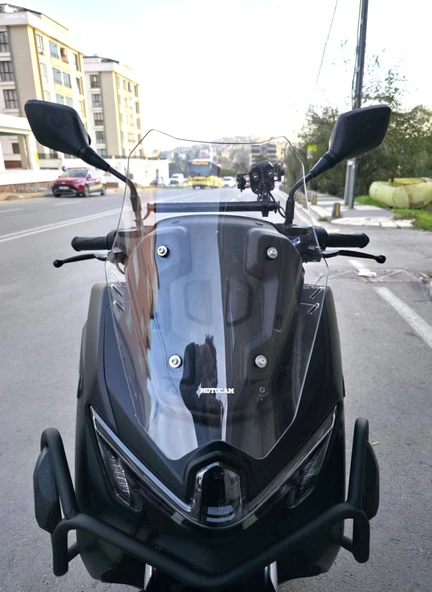 MOTOCAM Yamaha Nmax Ön Cam 2025-2026 Model 43cm Şeffaf Renkli SPORTİF ürün görseli 1