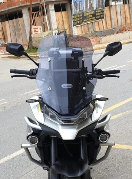 MOTOCAM CF Moto 800 MT Ön Cam 2019-2026 Model 57cm Füme Renkli 4mm ürün görseli 1