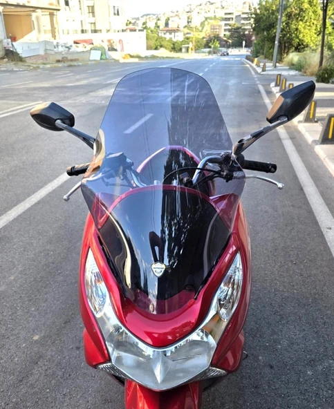 MOTOCAM Honda PCX Ön Cam 2011-2013 Model 59cm Füme Renkli ORTA BOYLU ürün görseli 1