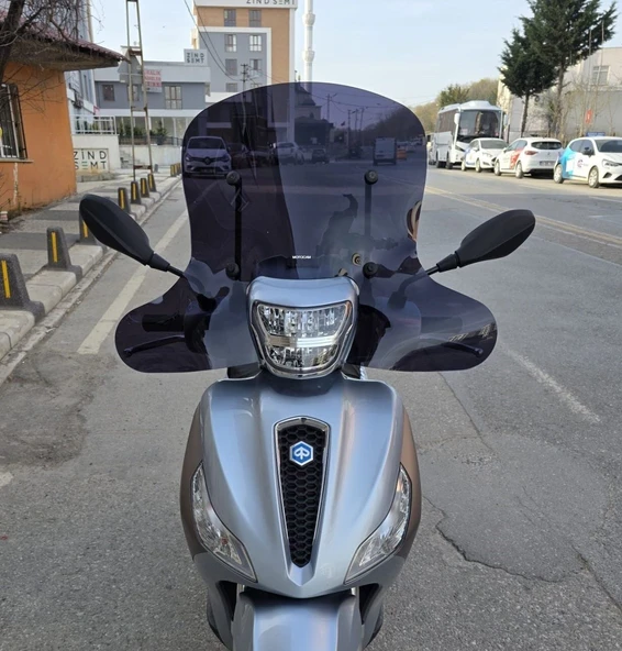 MOTOCAM Piaggio Medley S 150 Ön Cam 2021-2026 Model 56cm Siyah Renkli Elcikli APARATSIZDIR ürün görseli 1