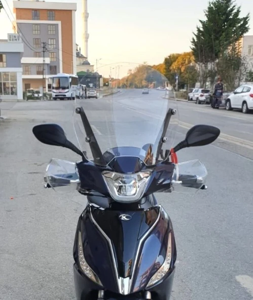MOTOCAM Kymco People S 200 Ön Cam 2020-2026 Model 38cm Şeffaf Renkli 4mm SPORTİF ürün görseli 1