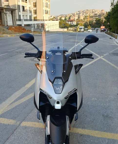 MOTOCAM Zontes ZT 125 Ön Cam 2025-2026 Model 55cm Şeffaf Renkli 4mm ürün görseli 1