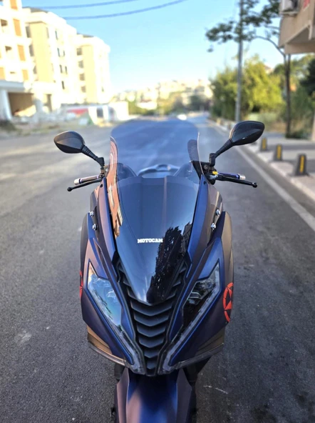 MOTOCAM Arora GT 250 Ön Cam 2023-2026 Model 65cm Füme Renkli 4mm ORİJİNAL BOYLU ürün görseli 1