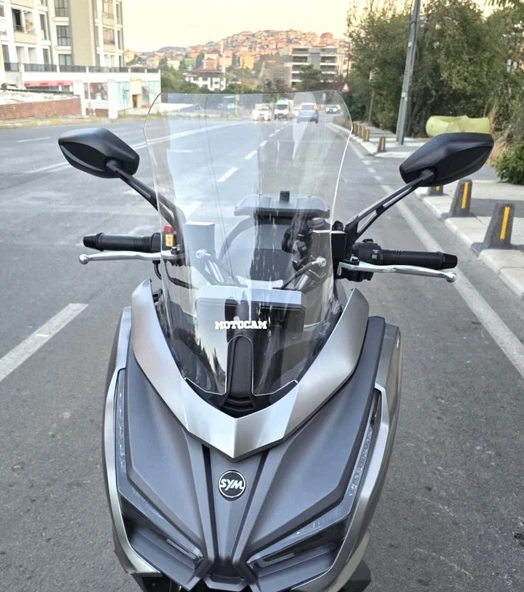MOTOCAM Sym Cruisym 150 GT Ön Cam 2023-2026 Model 45cm Şeffaf Renkli 4mm ürün görseli 1