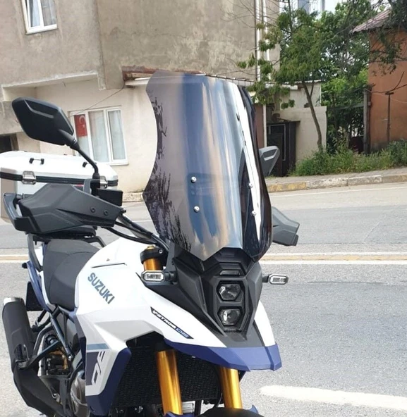 MOTOCAM Suzuki V-strom 800 DE Ön Cam 2023-2026 Model 50cm Siyah Renkli 4mm ürün görseli 1