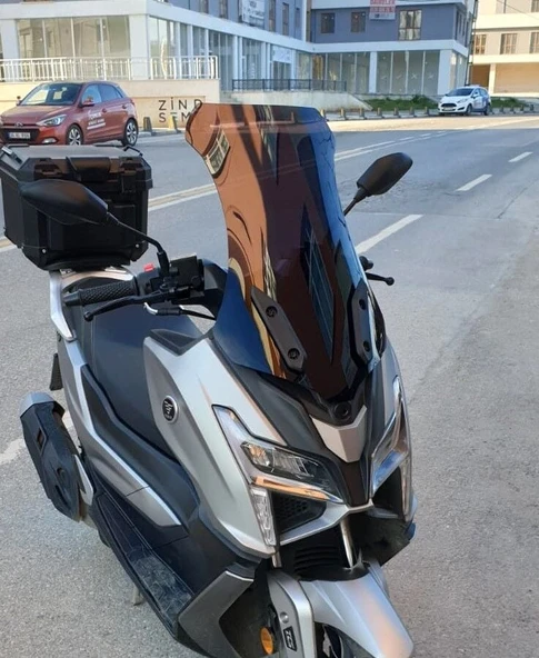 MOTOCAM Voge SR1 Ön Cam 2023-2026 Model 72cm Siyah Renkli 4mm UZUN ürün görseli 1