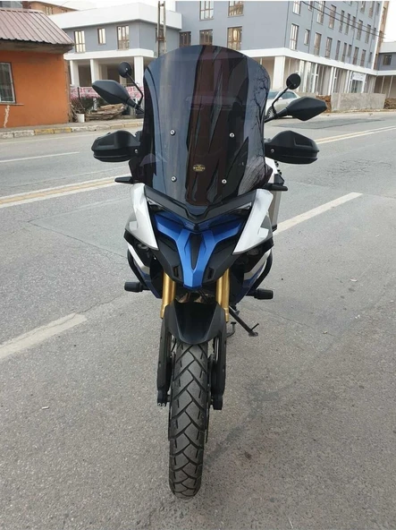 MOTOCAM Voge DS 625X Ön Cam 2023-2026 Model 56cm Siyah Renkli 4mm GENİŞ MODEL ürün görseli 1